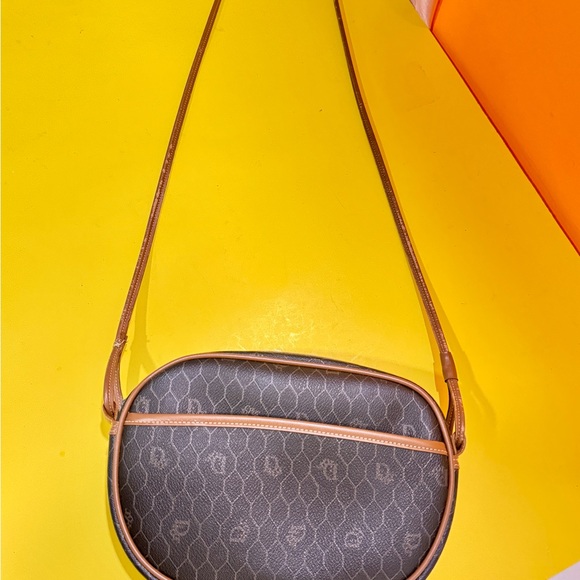 Dior Honey cube Gray and Tan Crossbody Bag - Picture 2 of 15